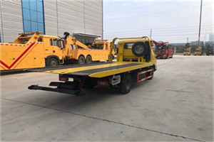 静乐非事故拖车